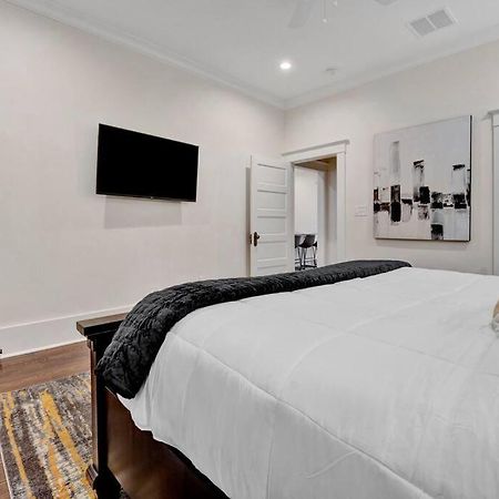 The Victorian - Elegant 3Br Home Near Overton Memphis Bagian luar foto