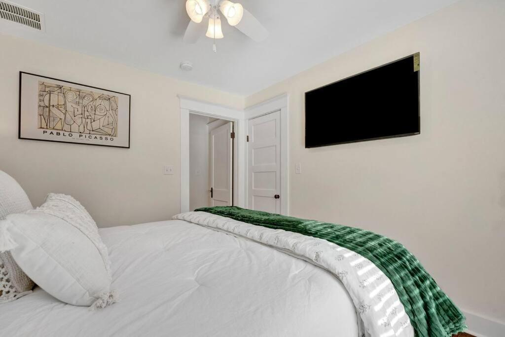 The Victorian - Elegant 3Br Home Near Overton Memphis Bagian luar foto