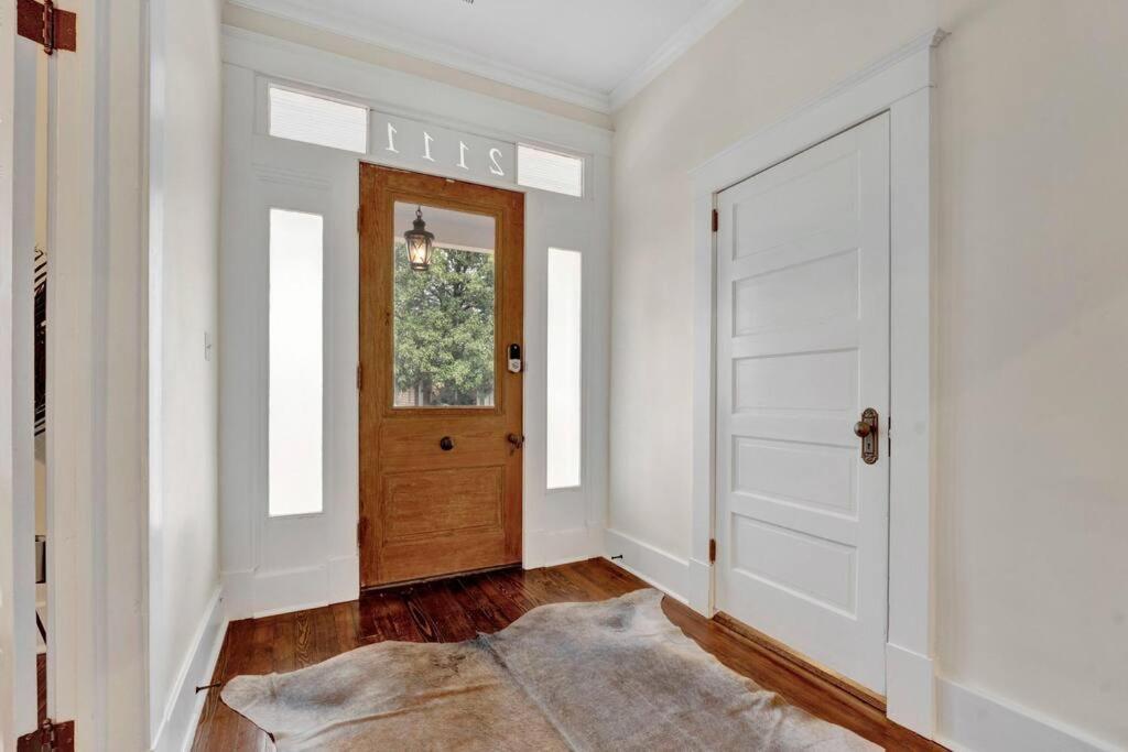 The Victorian - Elegant 3Br Home Near Overton Memphis Bagian luar foto