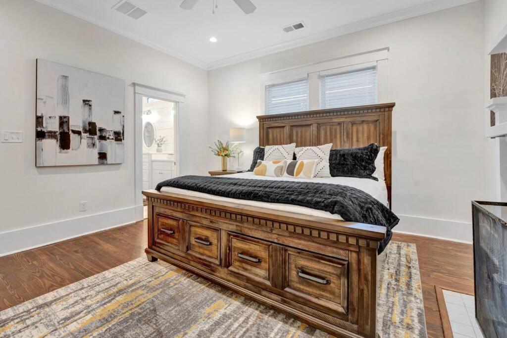 The Victorian - Elegant 3Br Home Near Overton Memphis Bagian luar foto