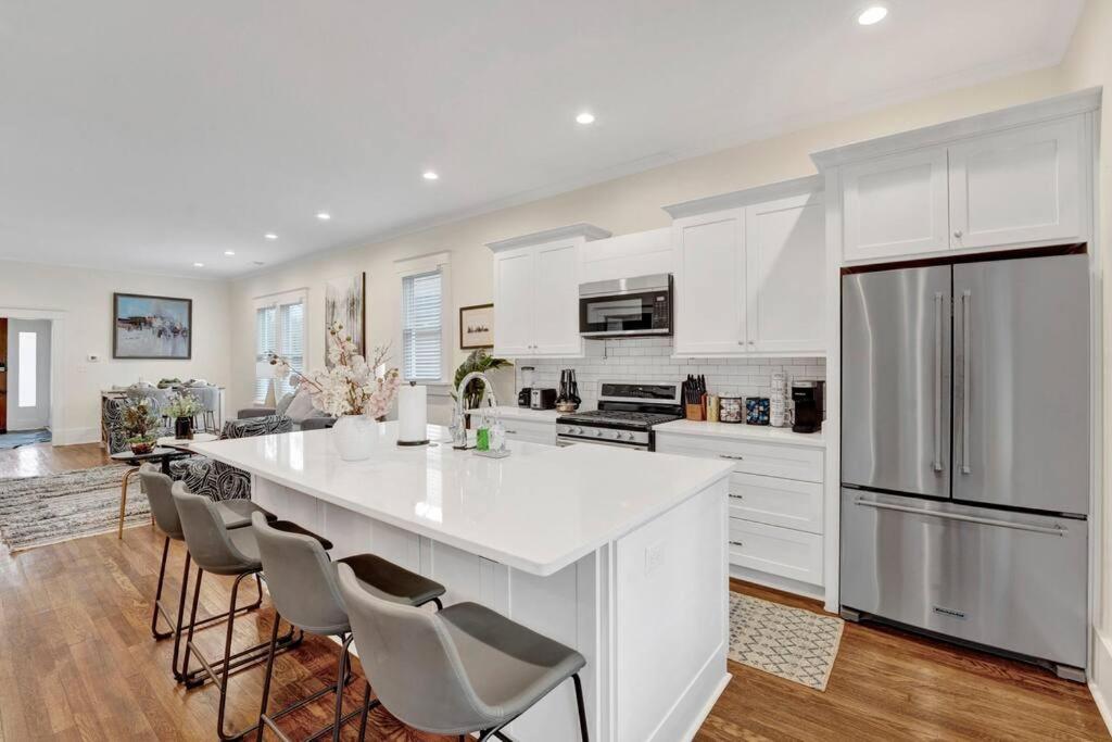 The Victorian - Elegant 3Br Home Near Overton Memphis Bagian luar foto